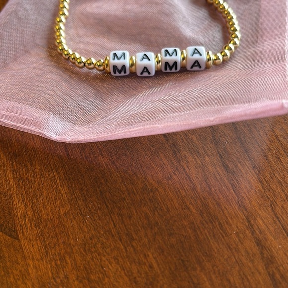 MAMA bracelet - Picture 2 of 3